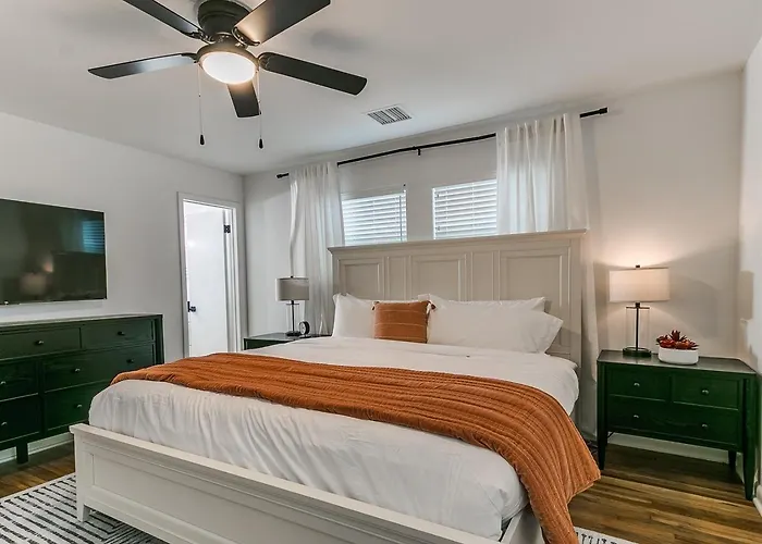 Сasa de vacaciones Completely Renovated With Ev Charger! Tulsa