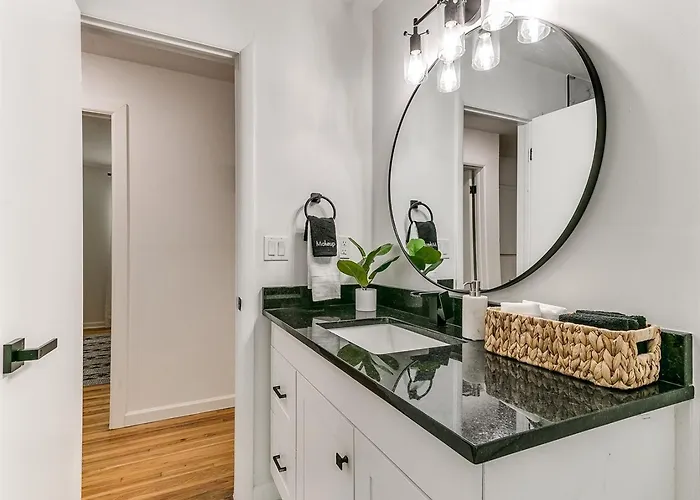 Completely Renovated With Ev Charger! * Tulsa